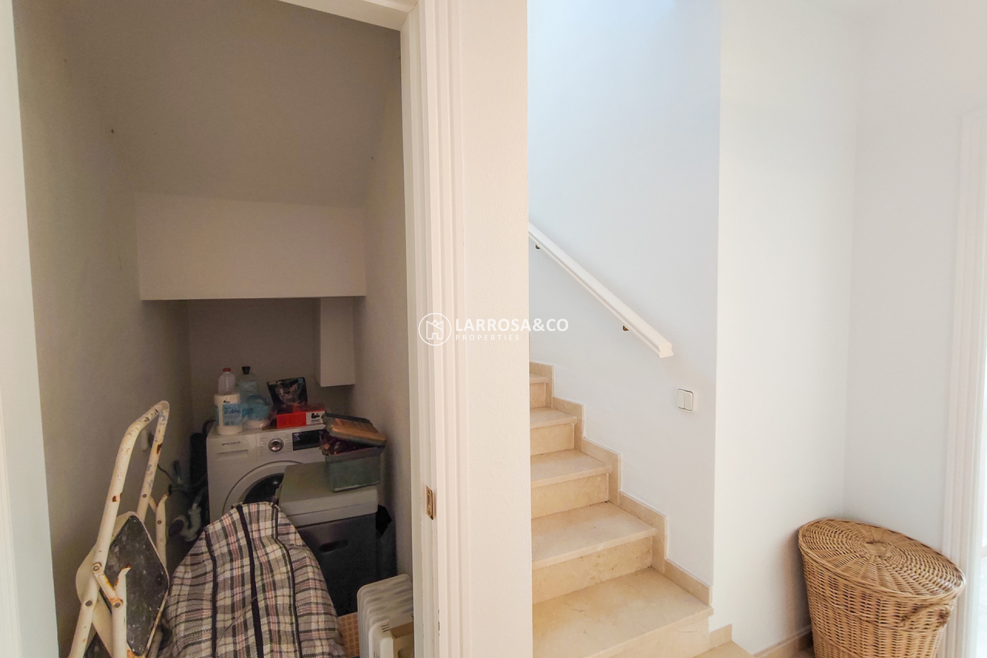 Resale - Detached House/Villa - Villamartin - Costa Blanca