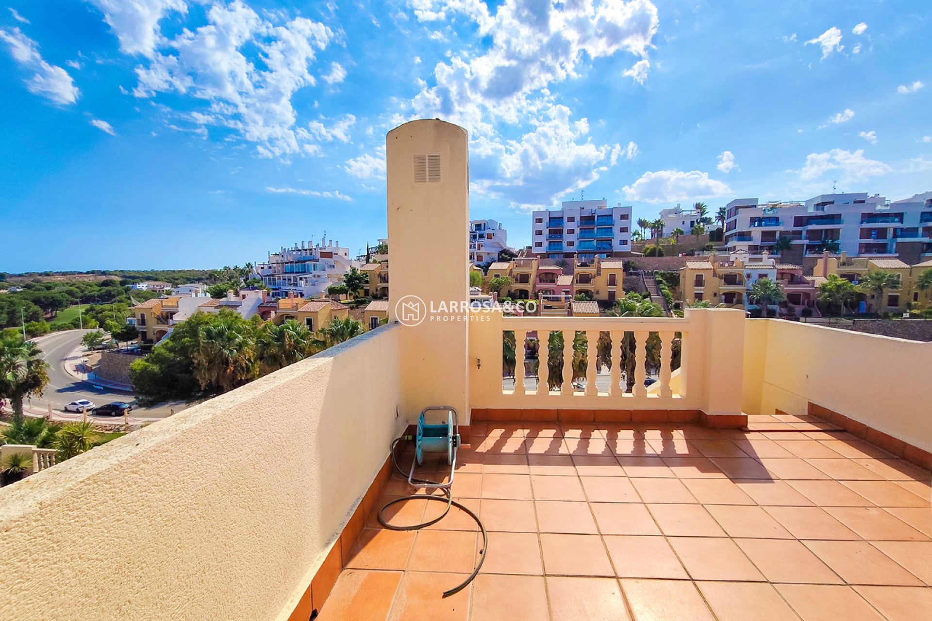 Resale - Detached House/Villa - Villamartin - Costa Blanca