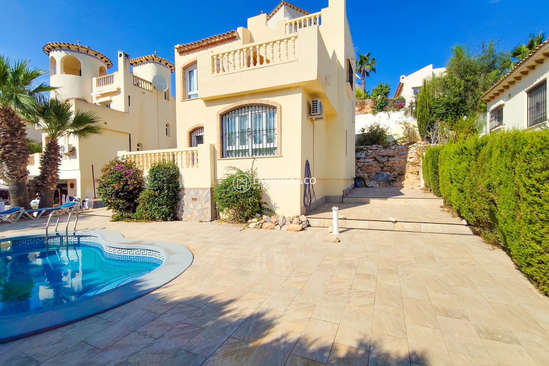 Resale - Detached House/Villa - Villamartin - Costa Blanca