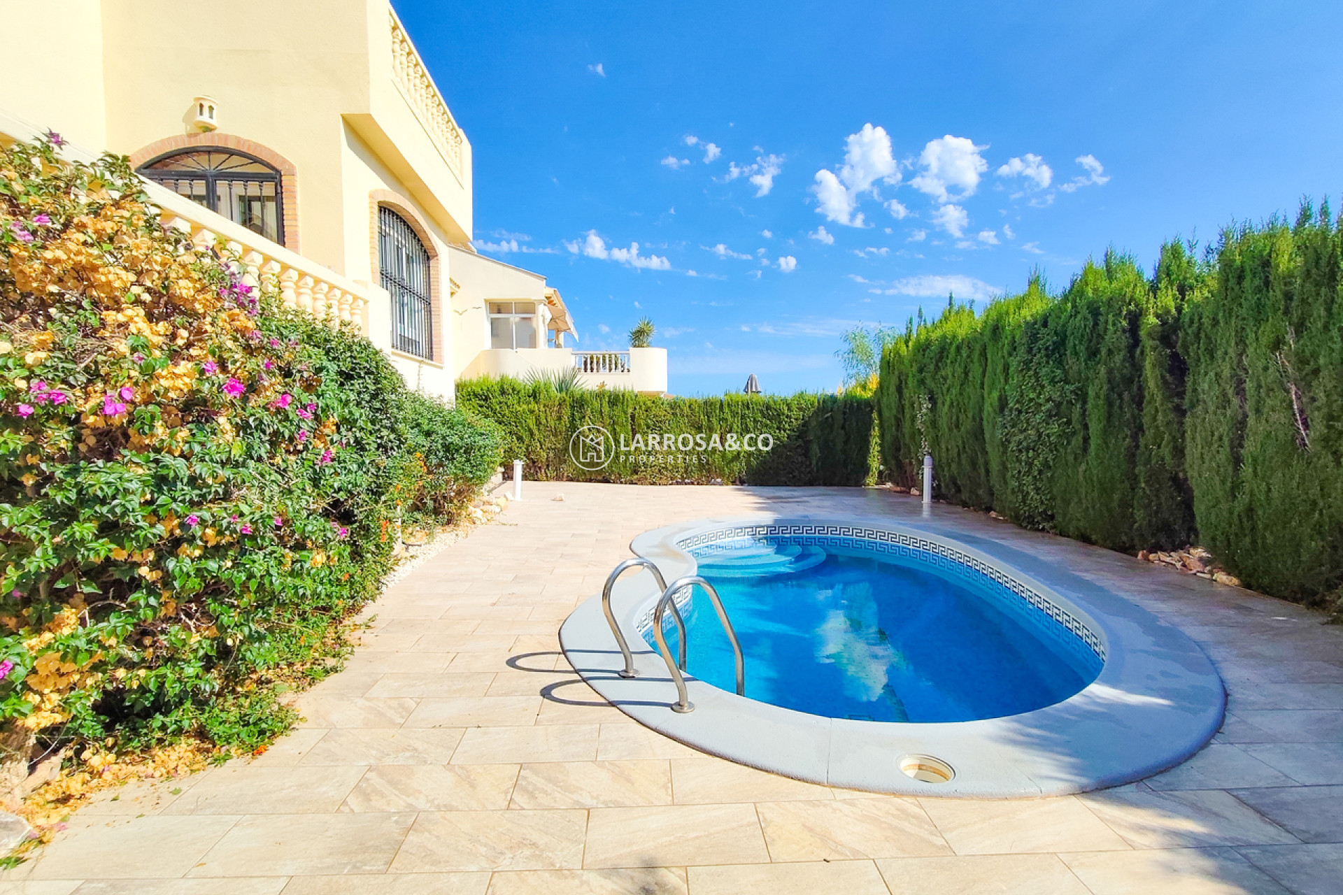Resale - Detached House/Villa - Villamartin - Costa Blanca