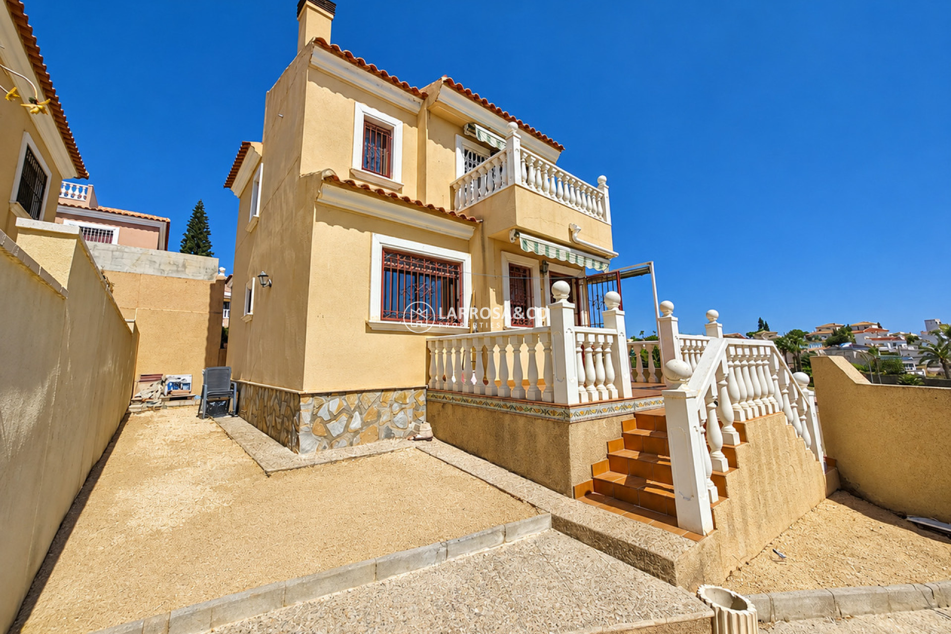 Resale - Detached House/Villa - Villamartin - Costa Blanca