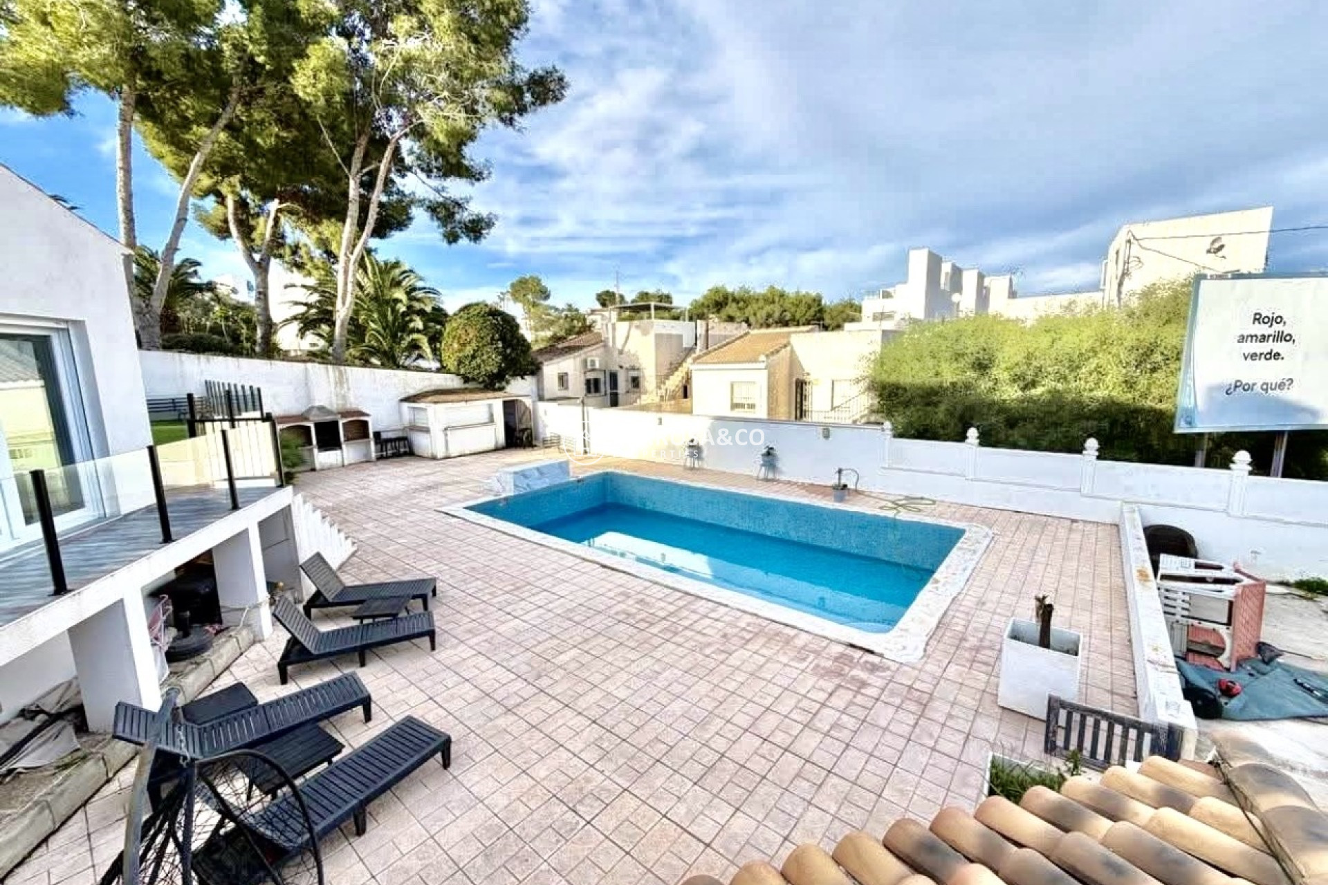 Resale - Detached House/Villa - Villamartin - Costa Blanca