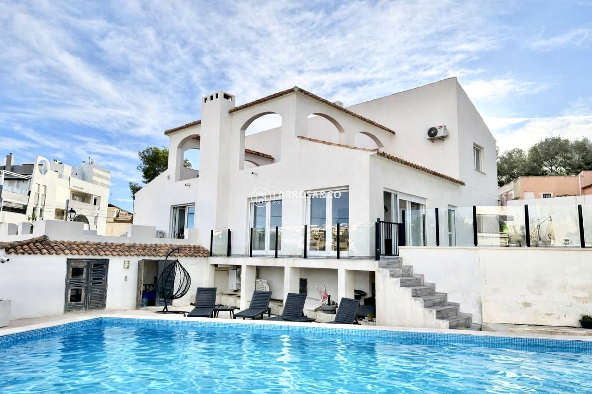 Resale - Detached House/Villa - Villamartin - Costa Blanca