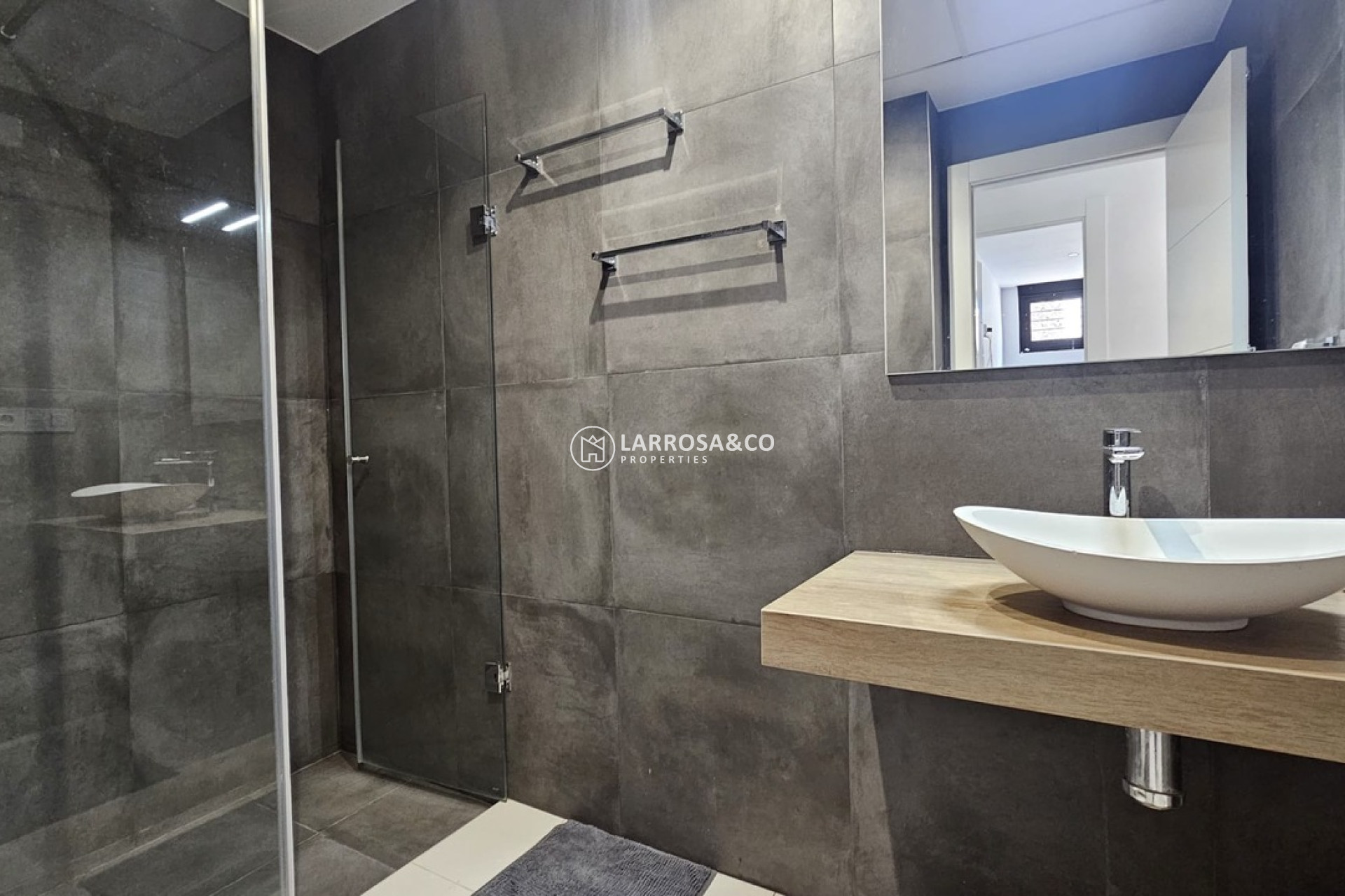 Resale - Detached House/Villa - Villamartin - Costa Blanca
