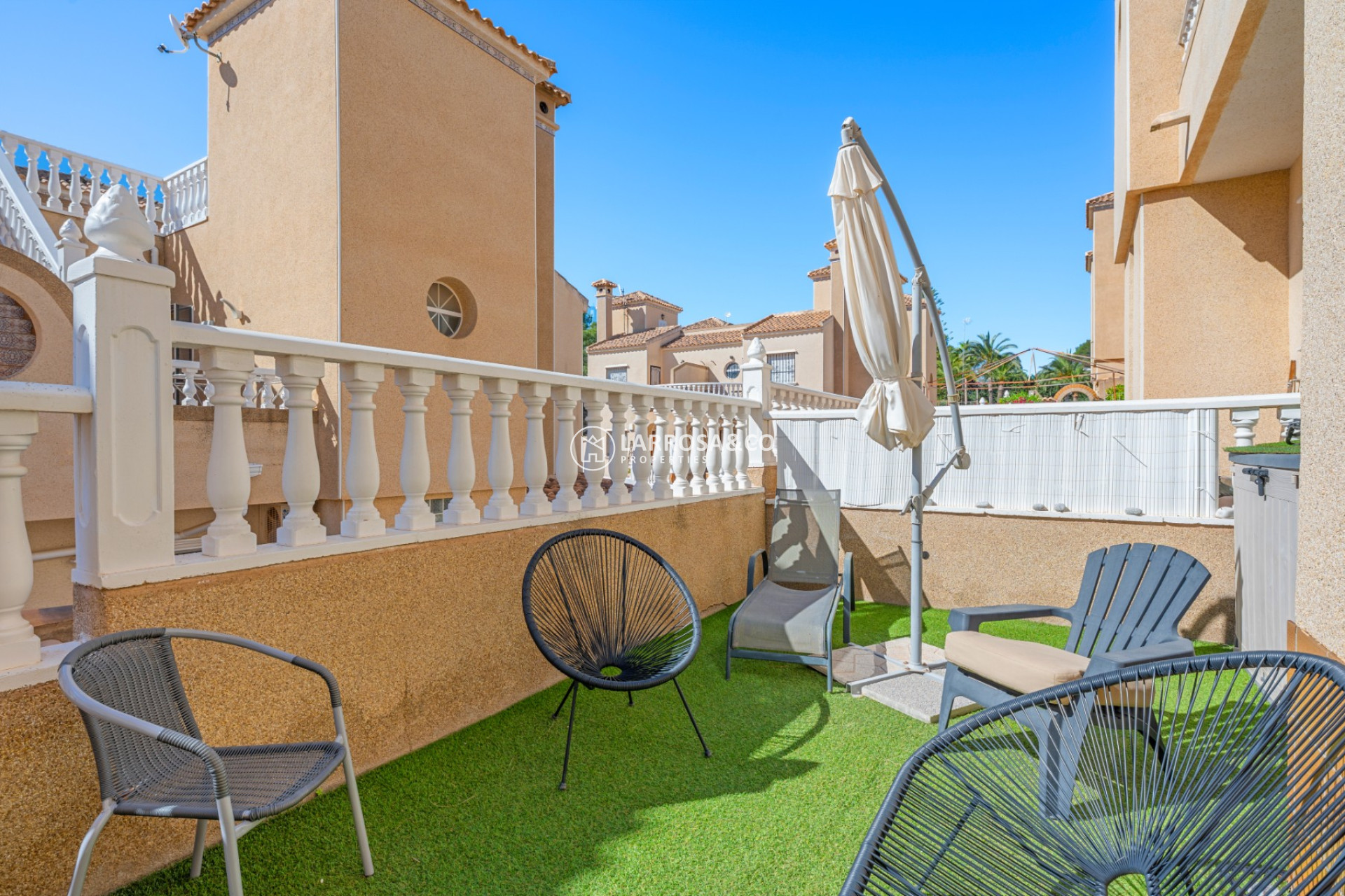 Resale - Detached House/Villa - Villamartin - Costa Blanca