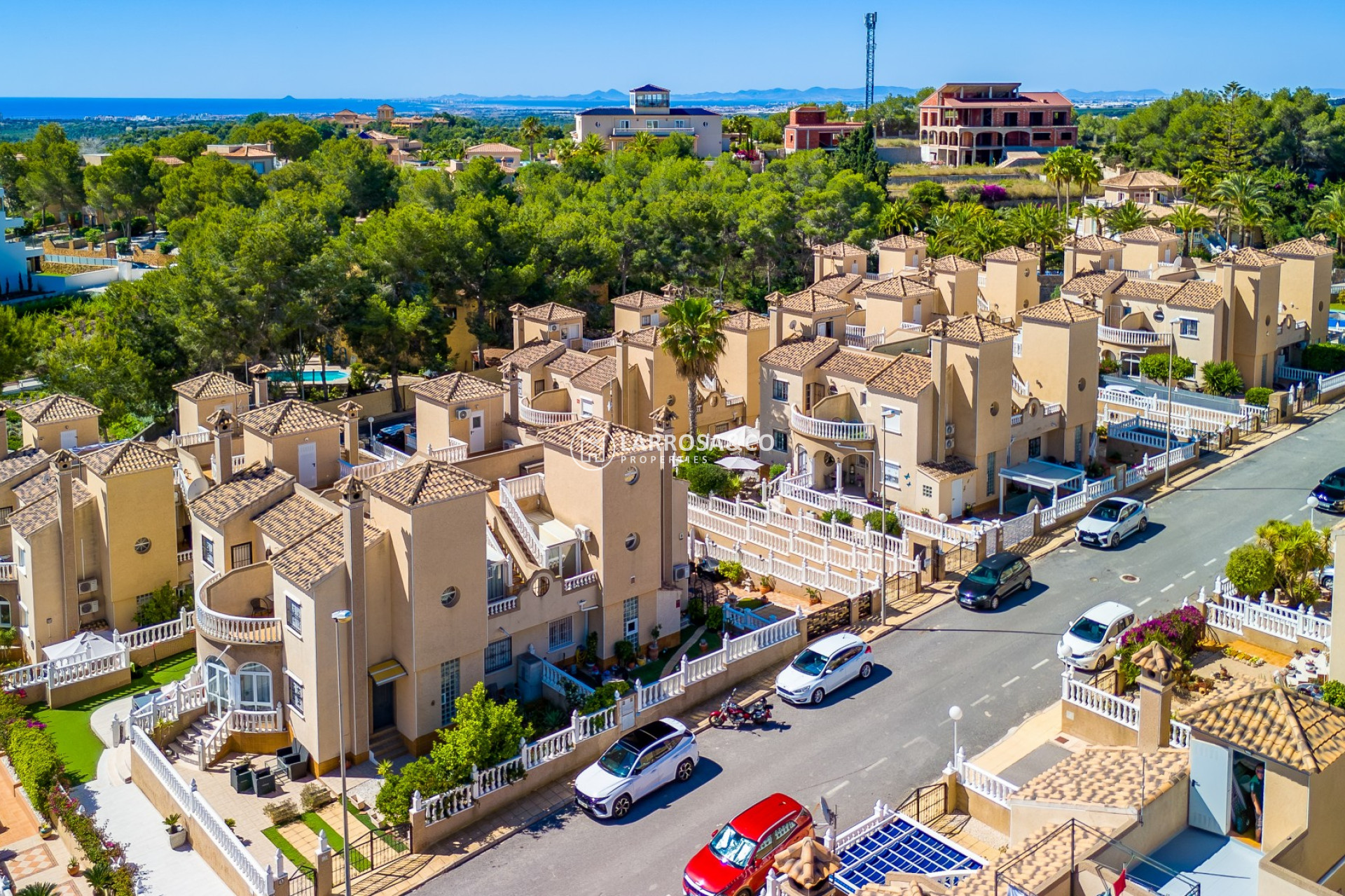 Resale - Detached House/Villa - Villamartin - Costa Blanca