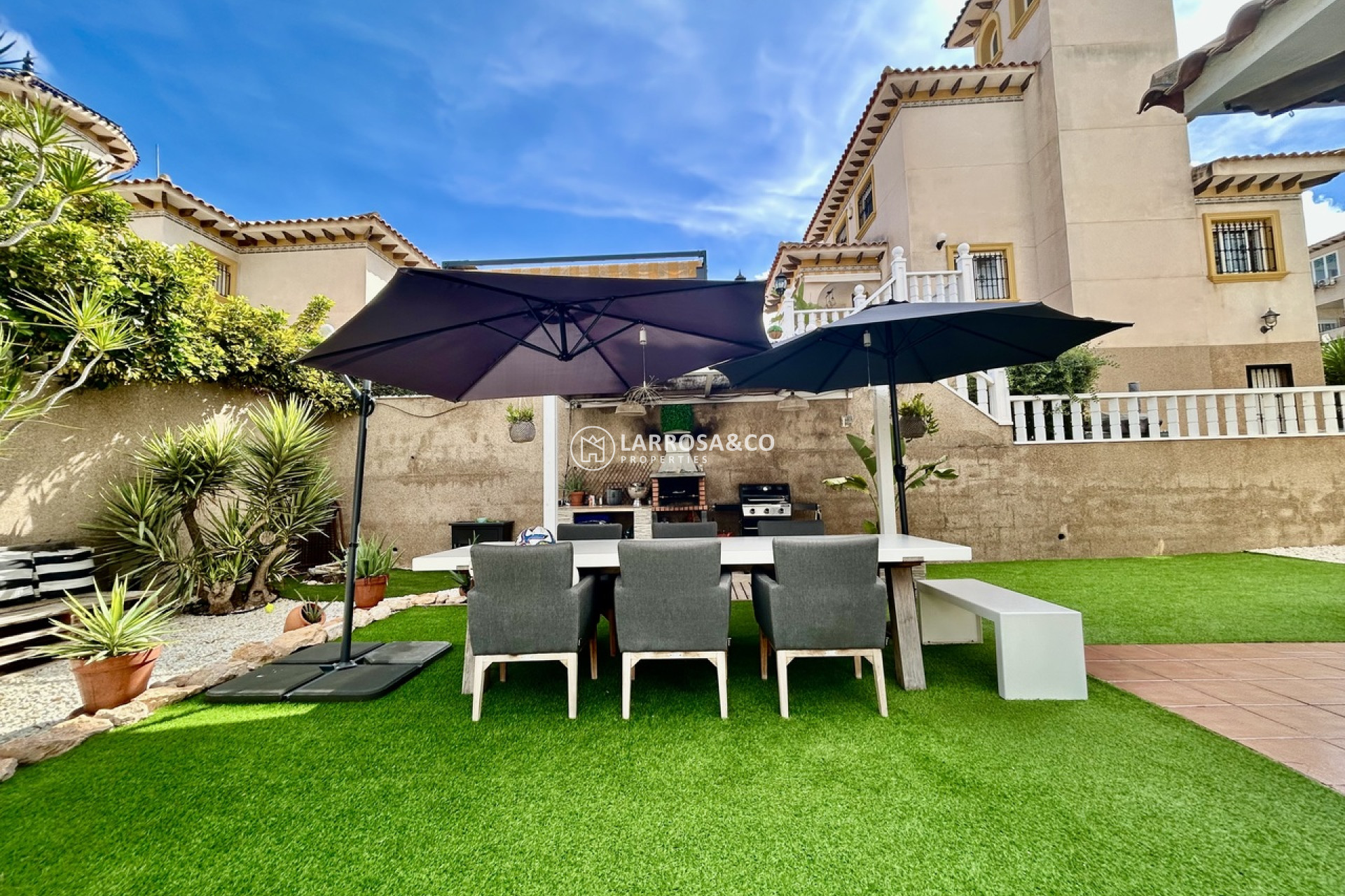 Resale - Detached House/Villa - Villamartin - Costa Blanca