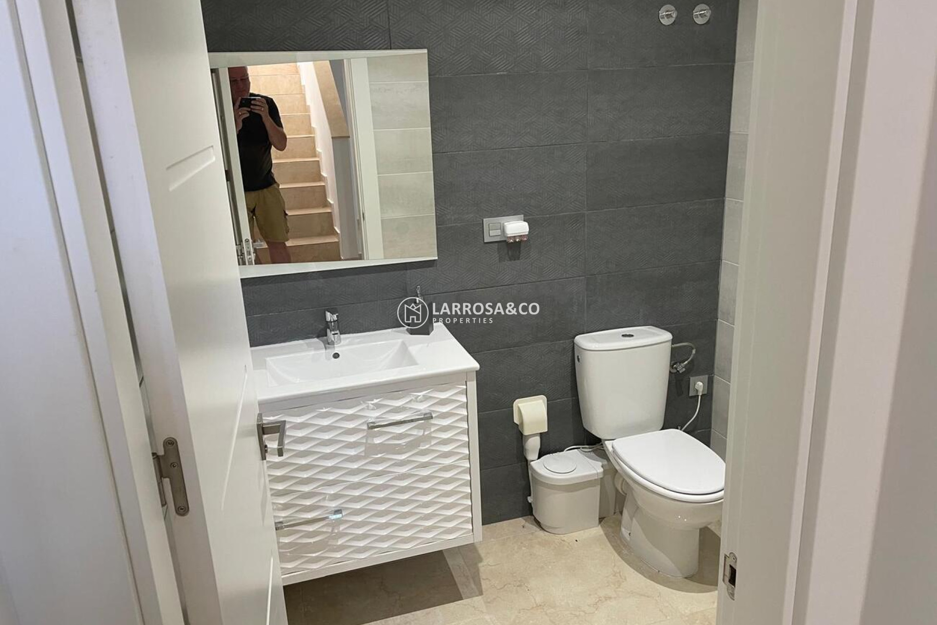 Resale - Detached House/Villa - Villamartin - El Galan