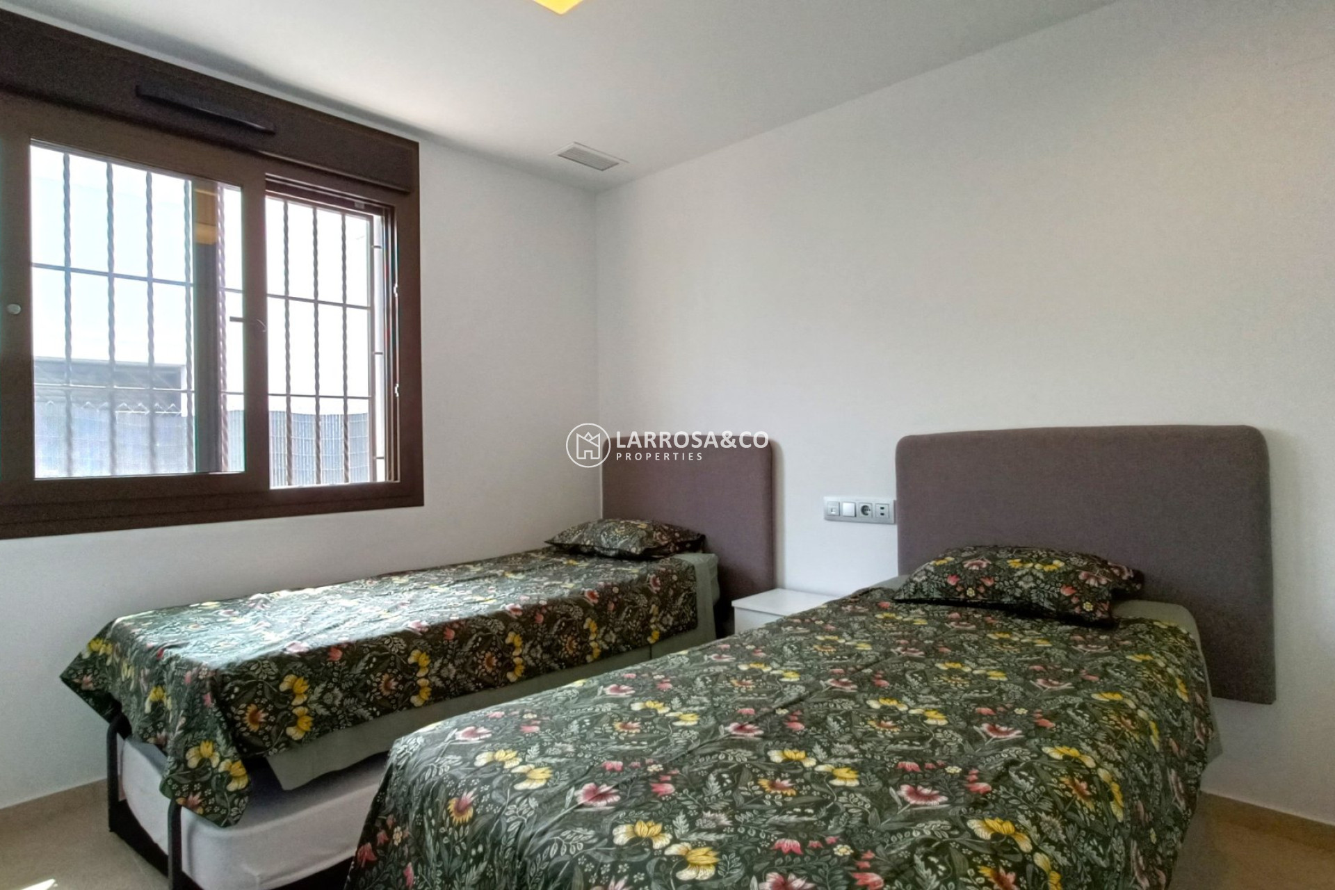 Resale - Detached House/Villa - Vistabella Golf Entre Naranjos - Inland