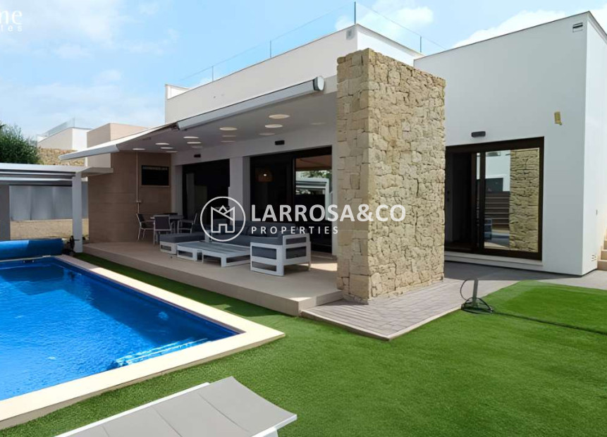 Resale - Detached House/Villa - Vistabella Golf Entre Naranjos - Inland