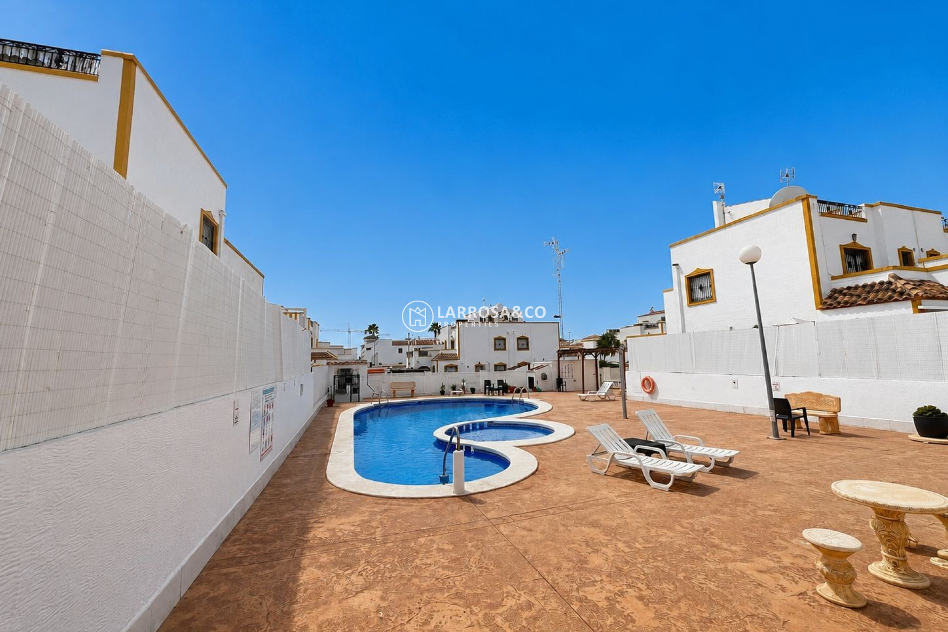 Resale - Detached House/Villa - Vistabella Golf Entre Naranjos - Inland