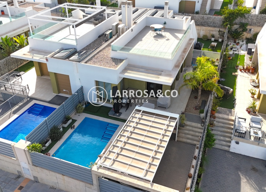 Resale - Detached House/Villa - Vistabella Golf Entre Naranjos - Inland