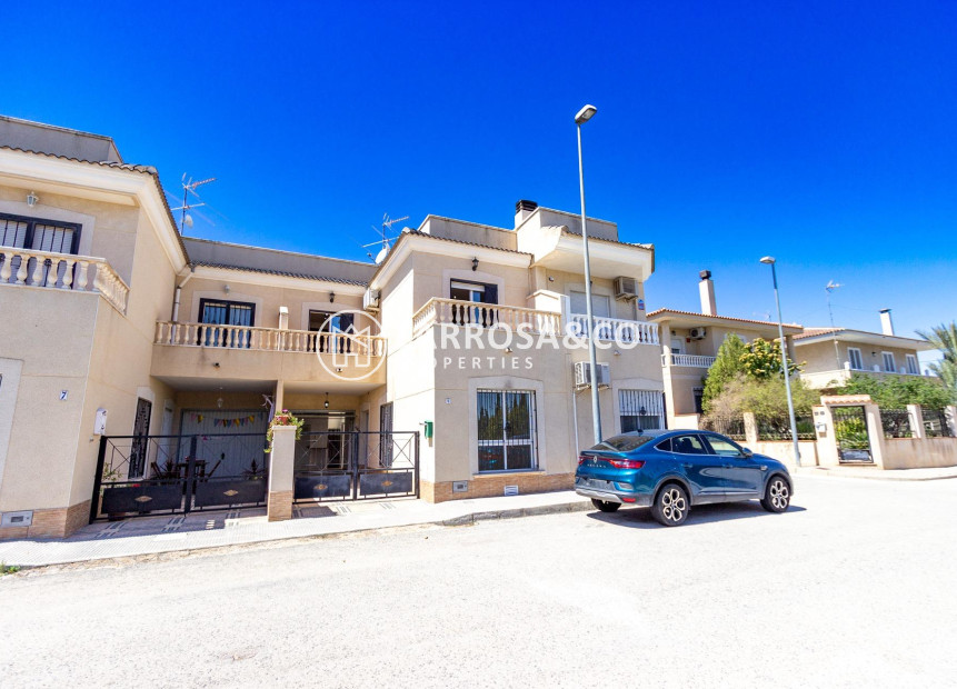 Resale - Duplex - Benferri - CENTRO