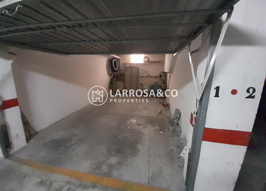 Resale - Garage - Torrevieja - Centro