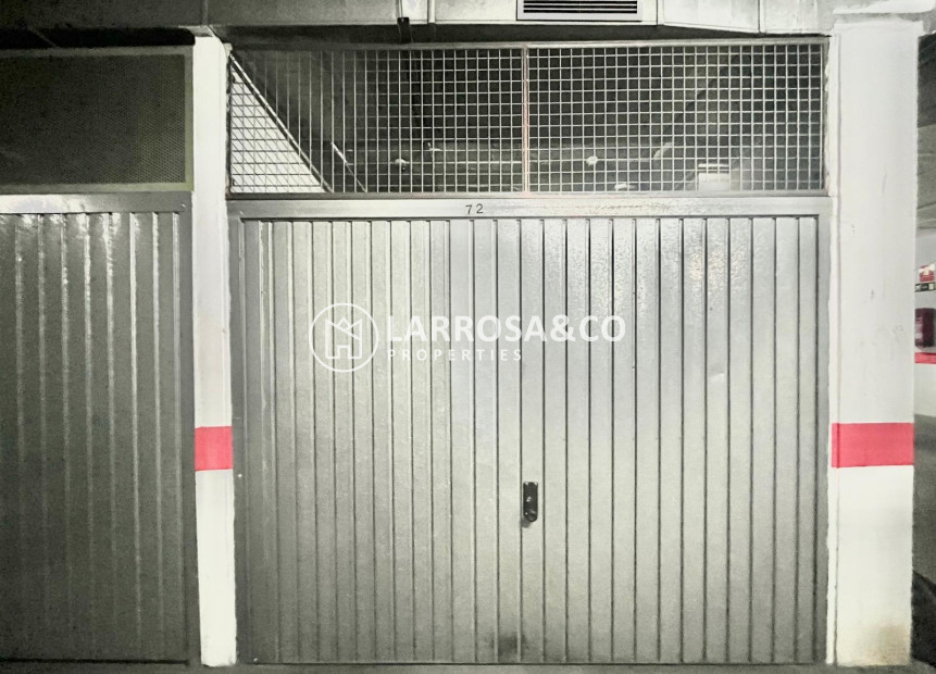 Resale - Garage - Torrevieja - Centro