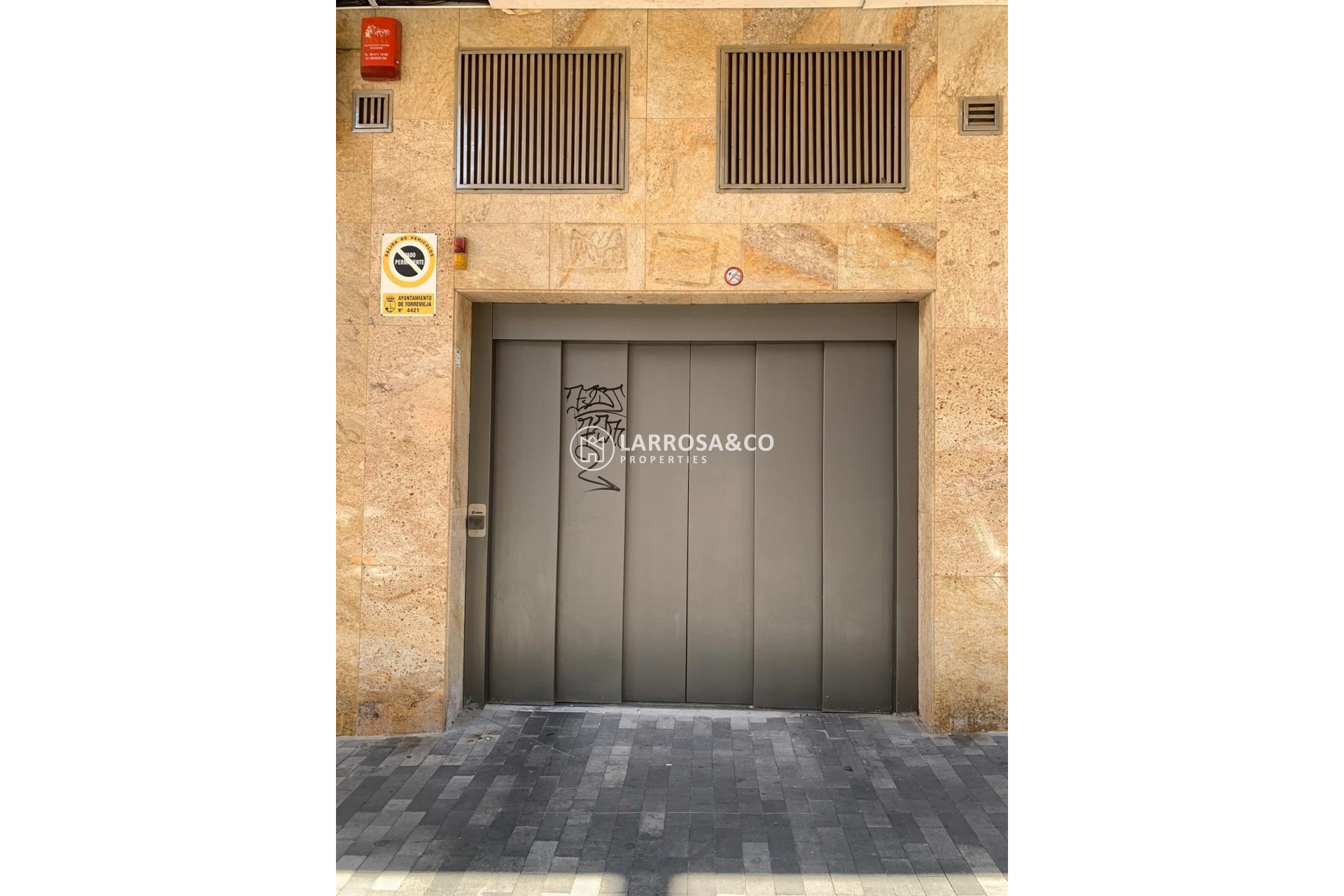 Resale - Garage - Torrevieja - Playa del cura