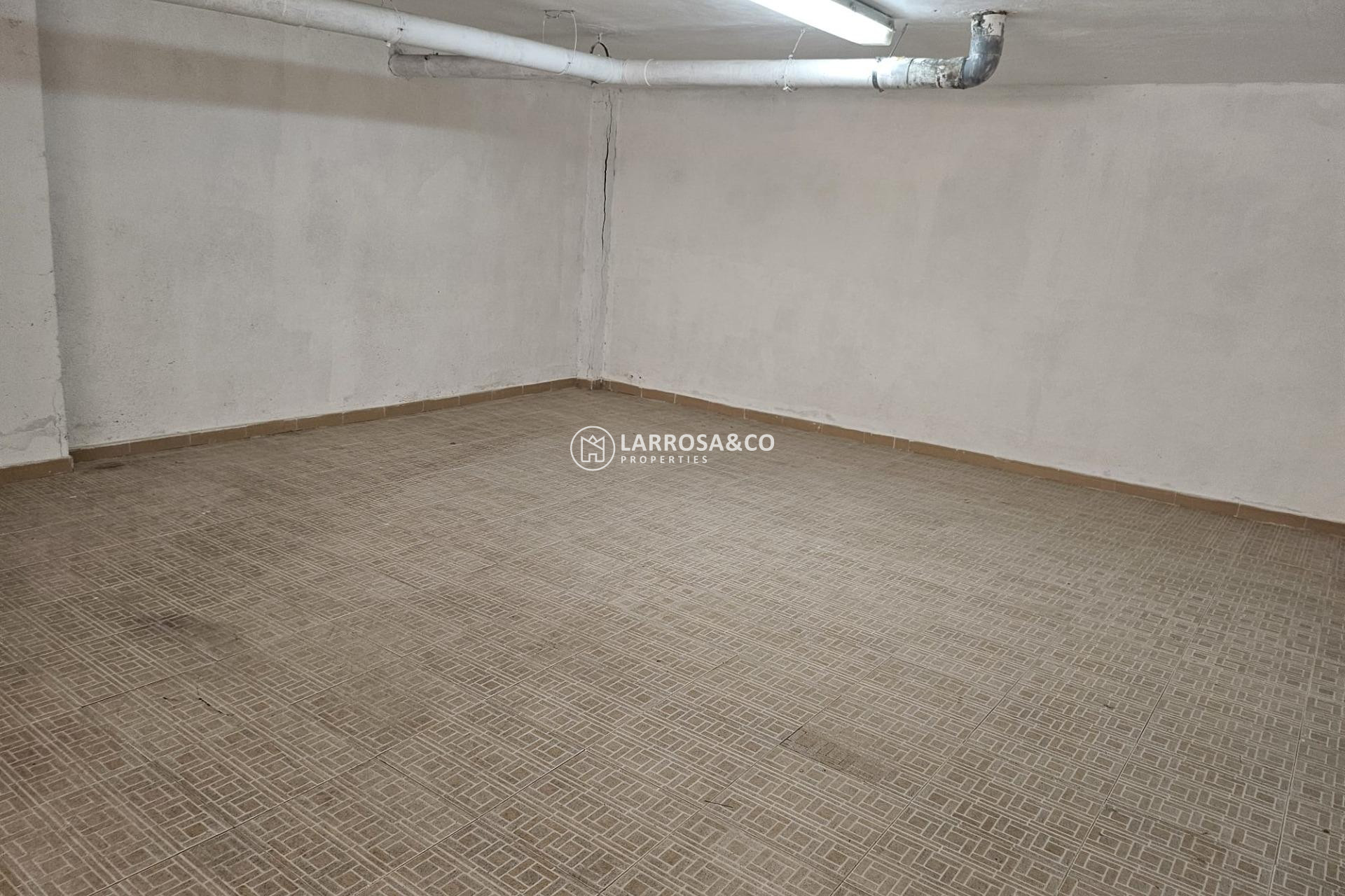 Resale - Garage - Torrevieja - Playa del cura