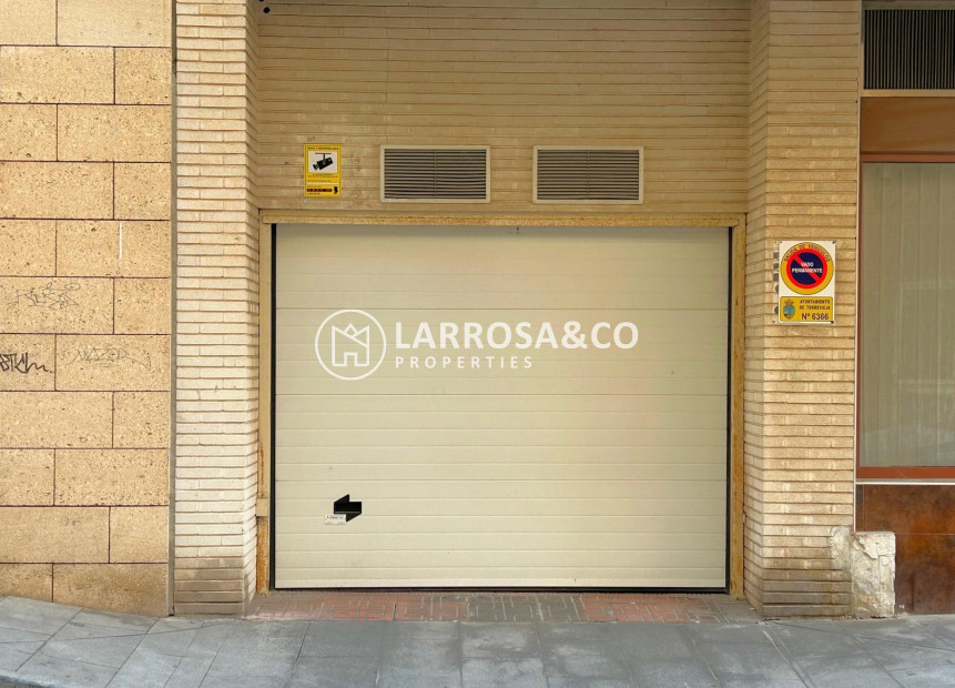 Resale - Garage - Torrevieja - Playa del cura