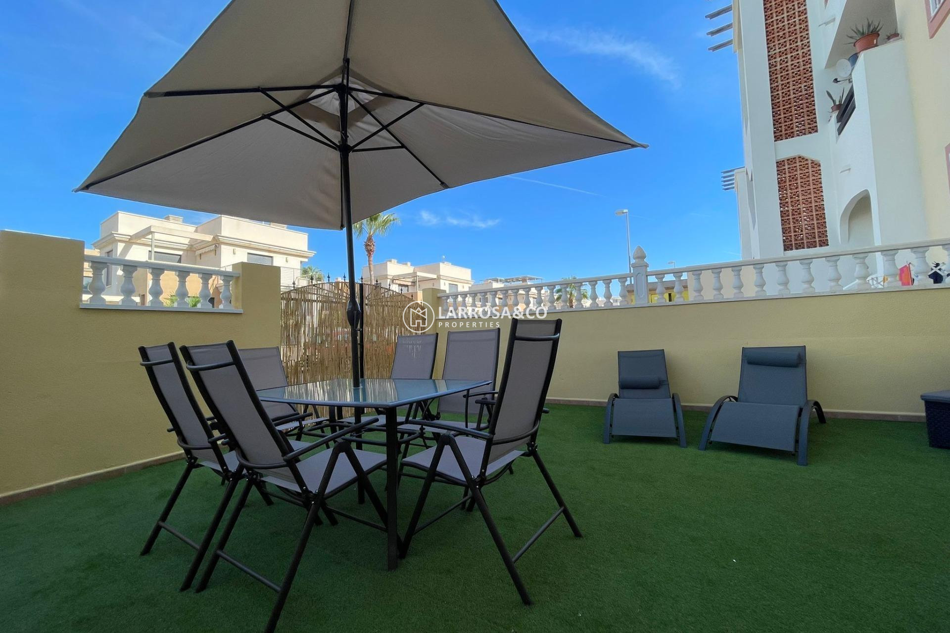 Resale - Ground floor apartment - Orihuela costa - La Zenia