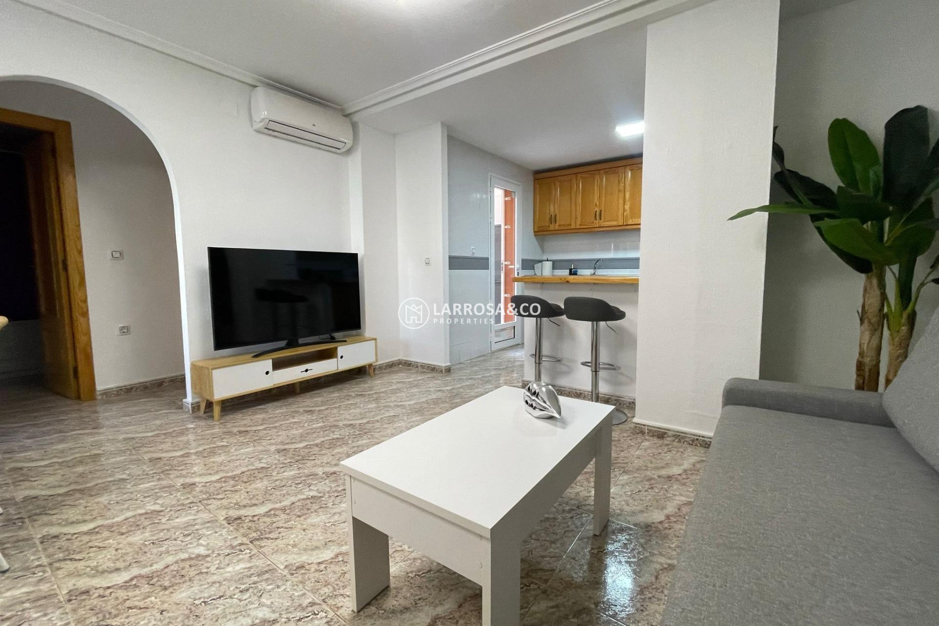 Resale - Ground floor apartment - Orihuela costa - La Zenia