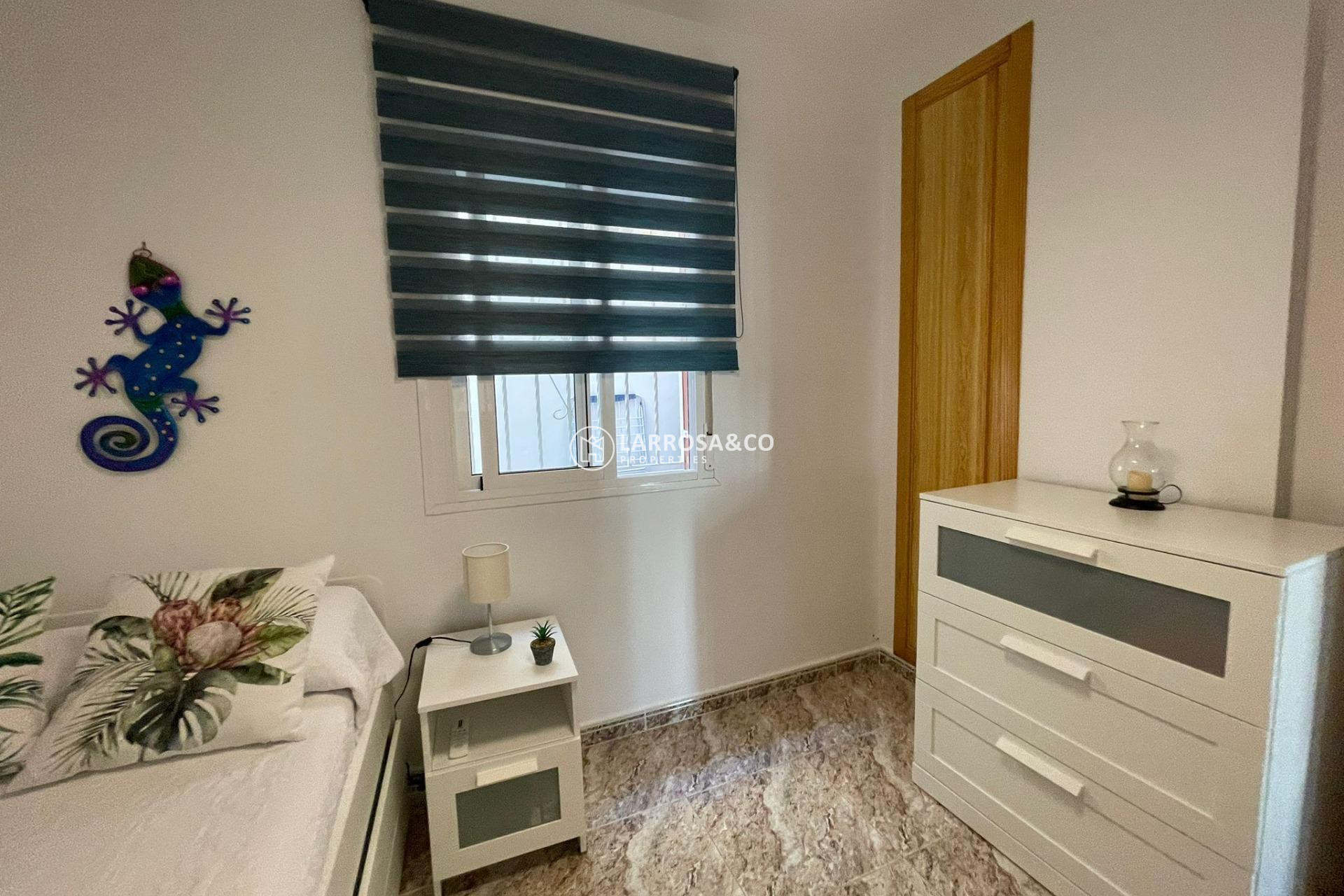 Resale - Ground floor apartment - Orihuela costa - La Zenia