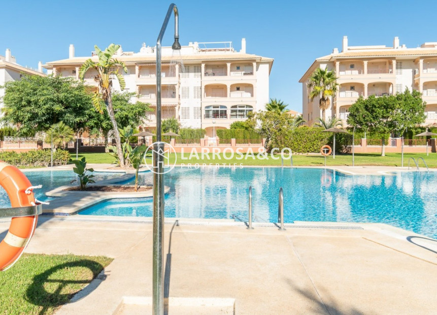 Resale - Ground floor apartment - Orihuela costa - Playa Flamenca