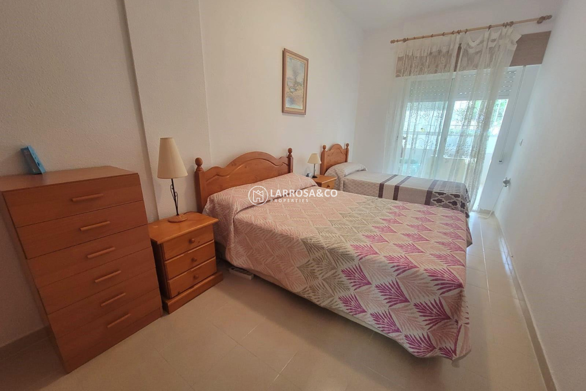 Resale - Ground floor apartment - Torrevieja - Aguas Nuevas