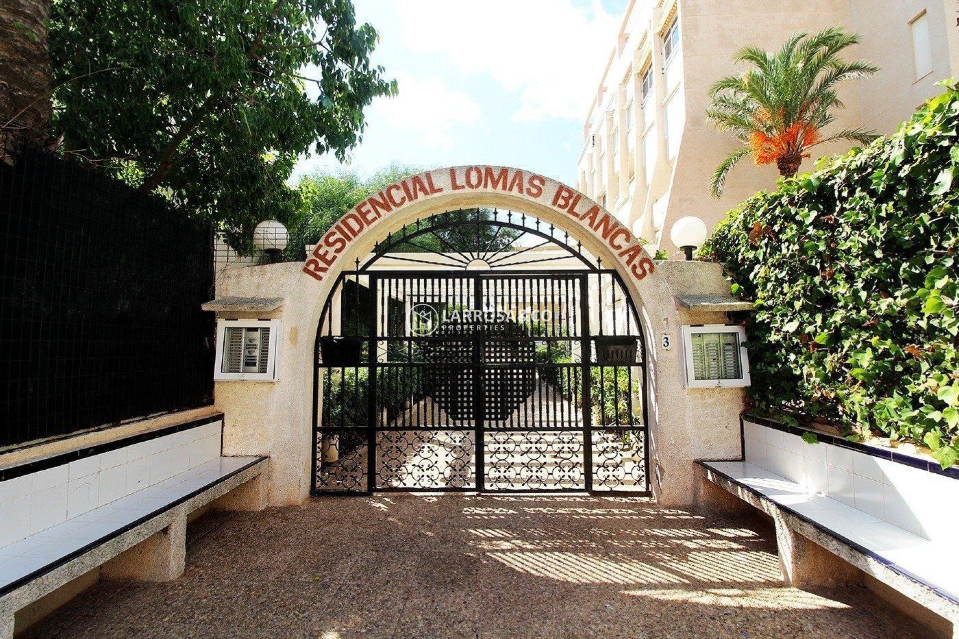 Resale - Ground floor apartment - Torrevieja - Aguas Nuevas