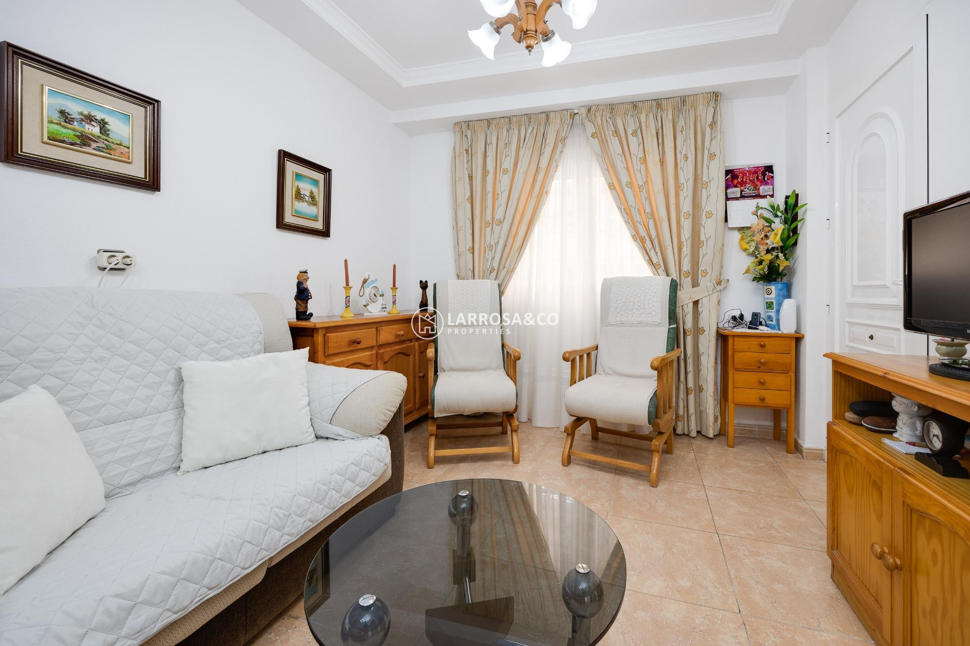 Resale - Ground floor apartment - Torrevieja - Playa del cura