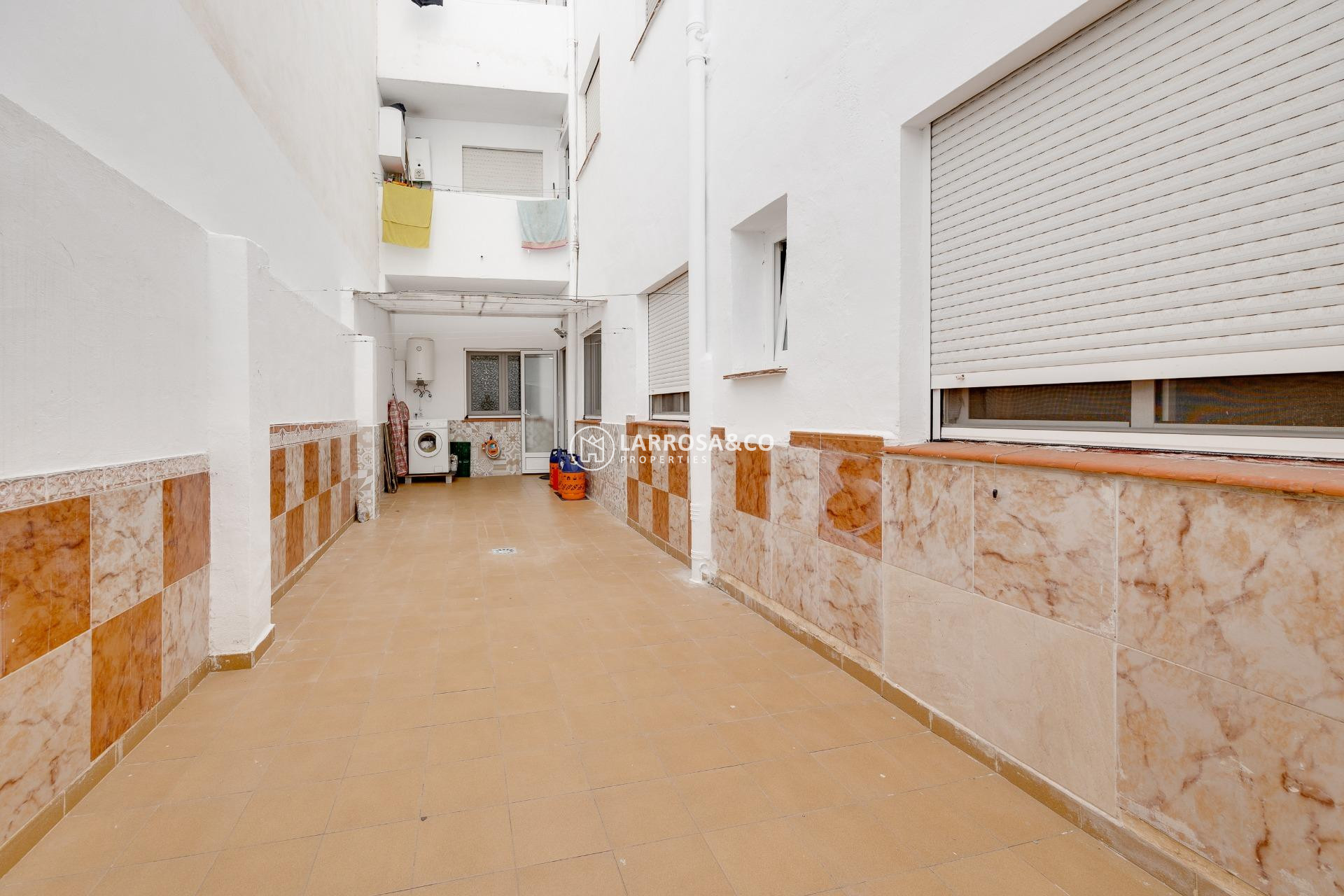 Resale - Ground floor apartment - Torrevieja - Playa del cura