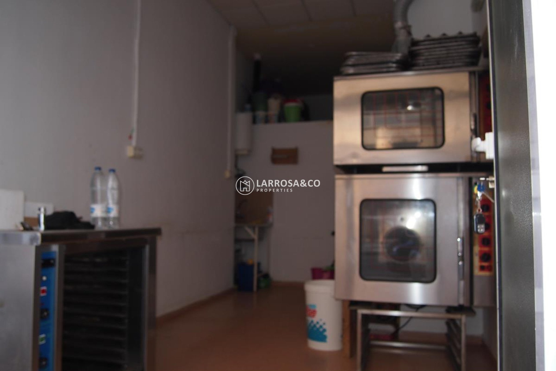 resale-guardamar-commercial-space-beach-kitchen-rv2098