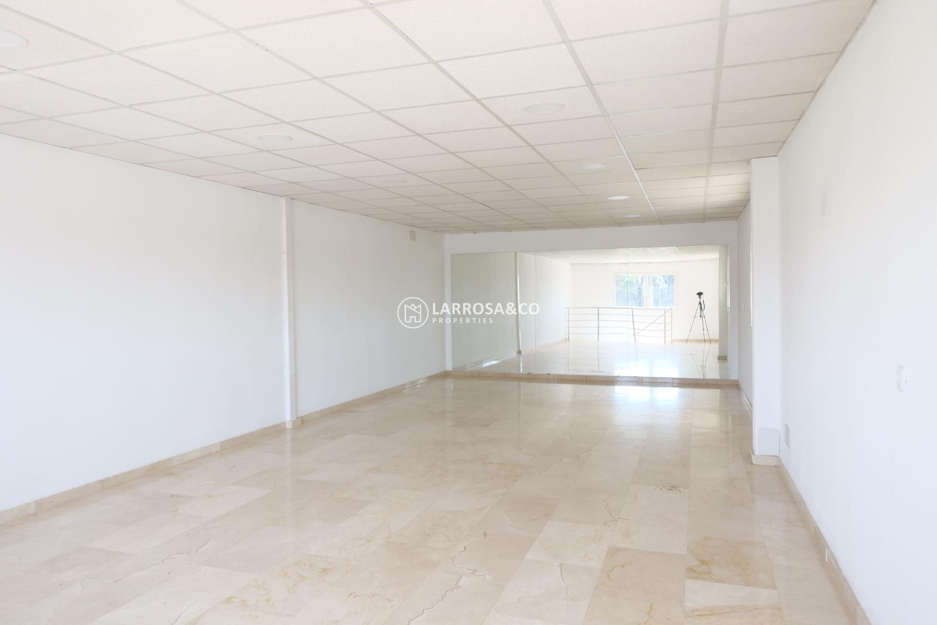 Resale - Industrial Field - Almoradí