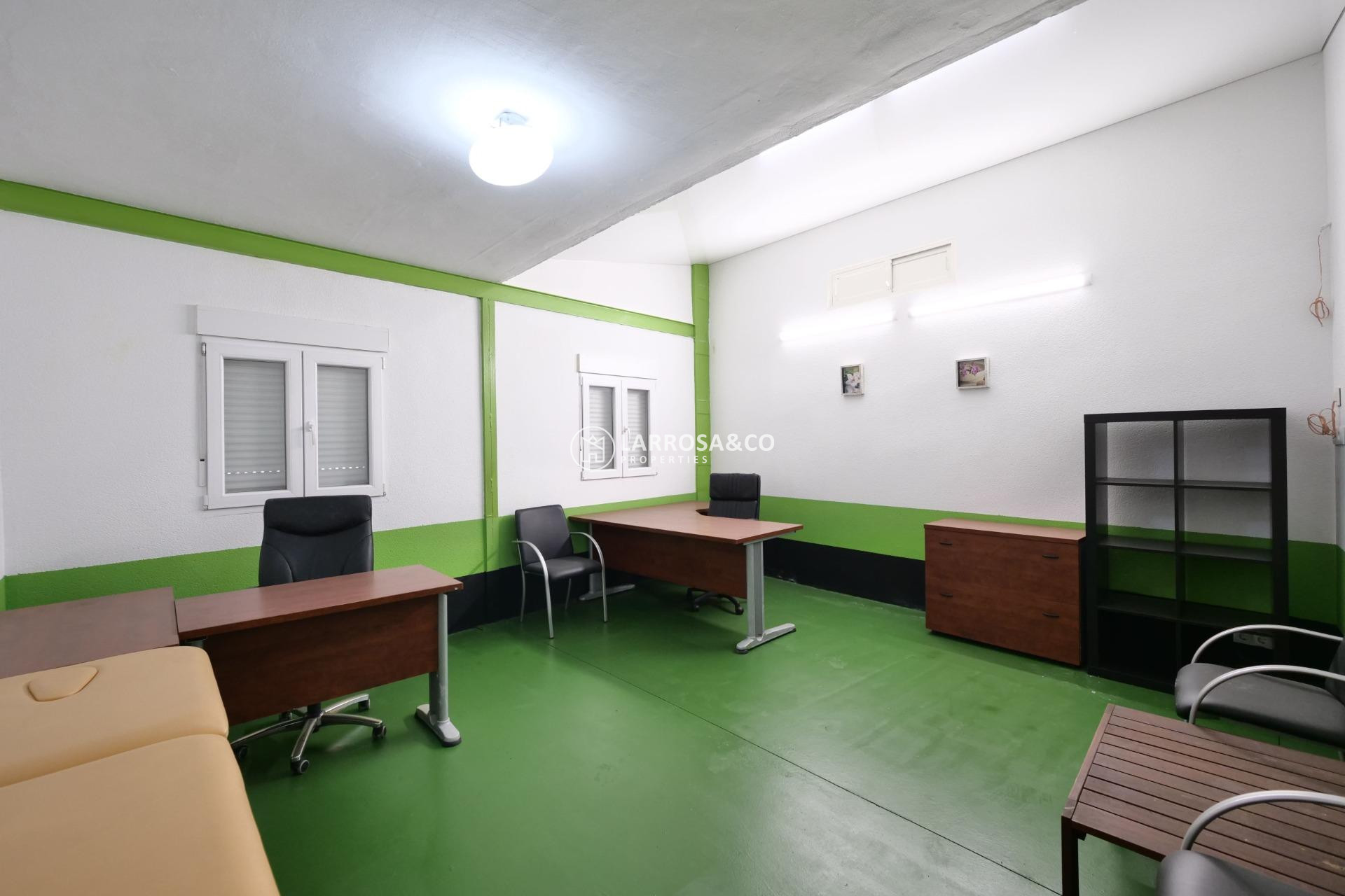 Resale - Industrial Field - Almoradí