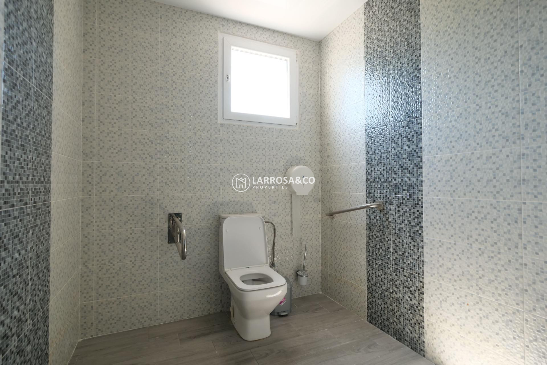 Resale - Industrial Field - Almoradí