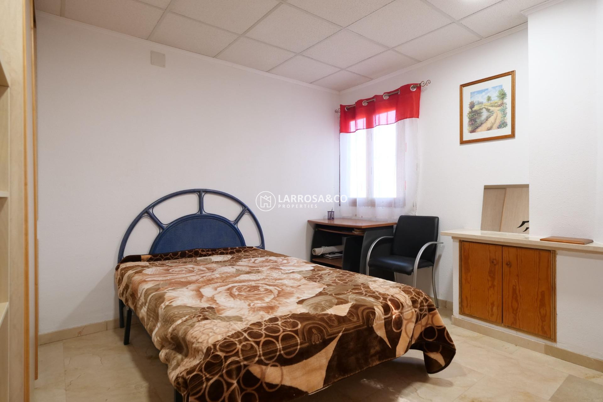 Resale - Industrial Field - Almoradí