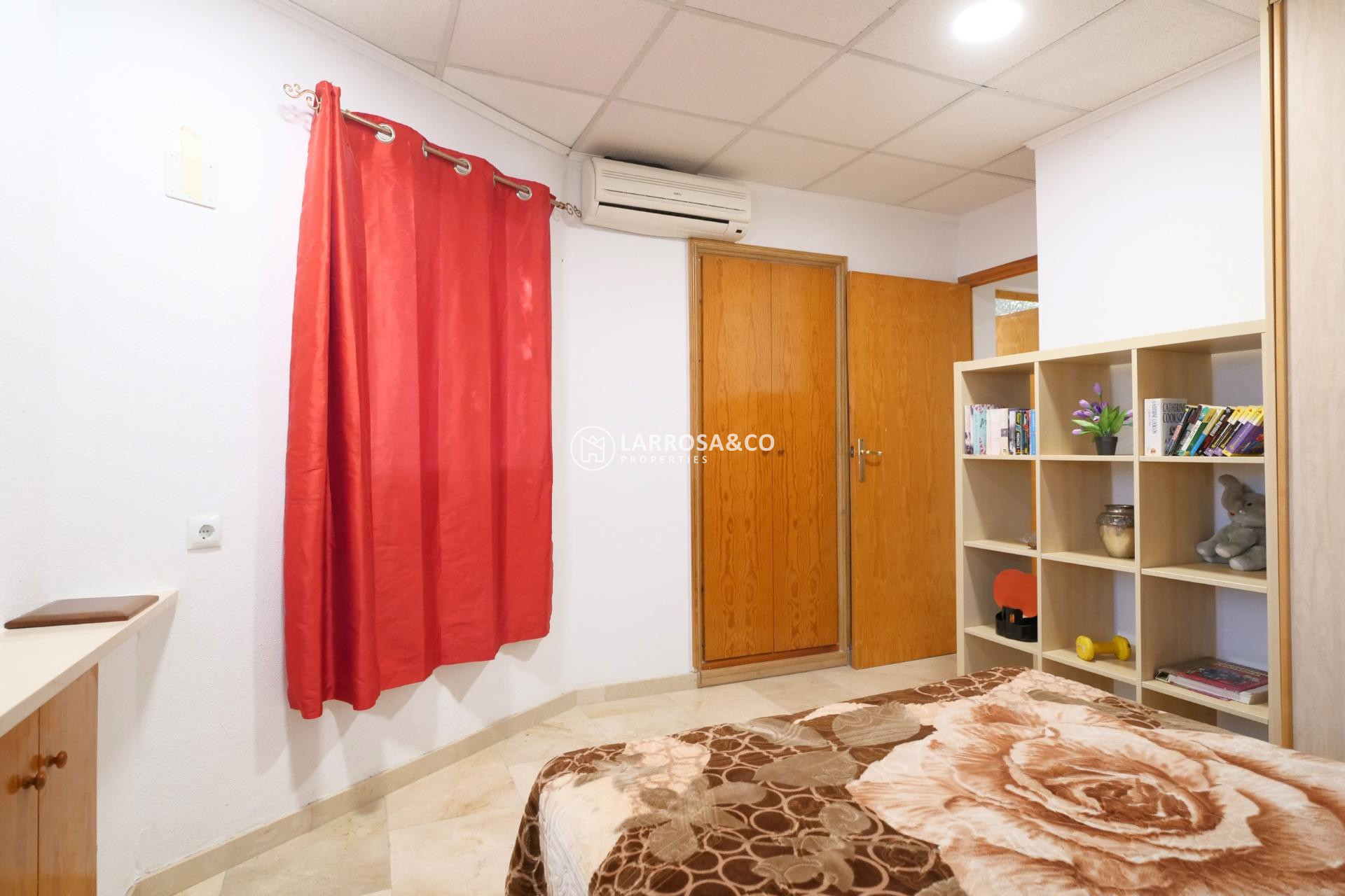 Resale - Industrial Field - Almoradí