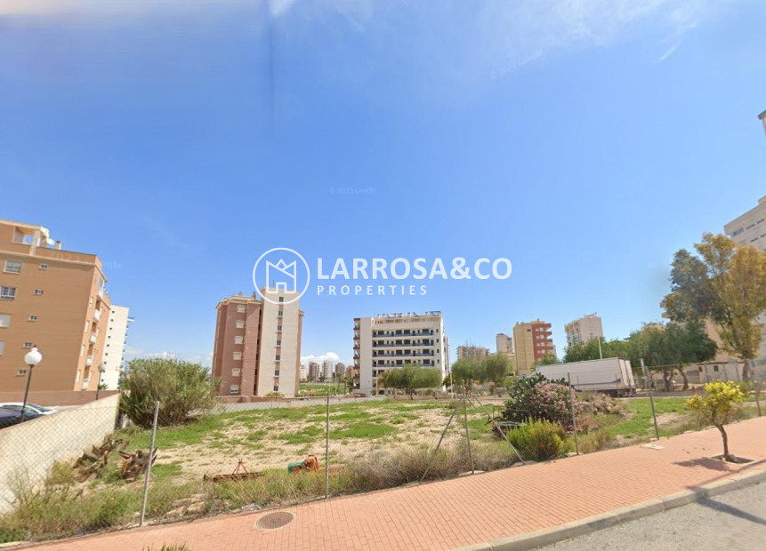 Resale - Land/Plots - Guardamar del Segura - Pueblo