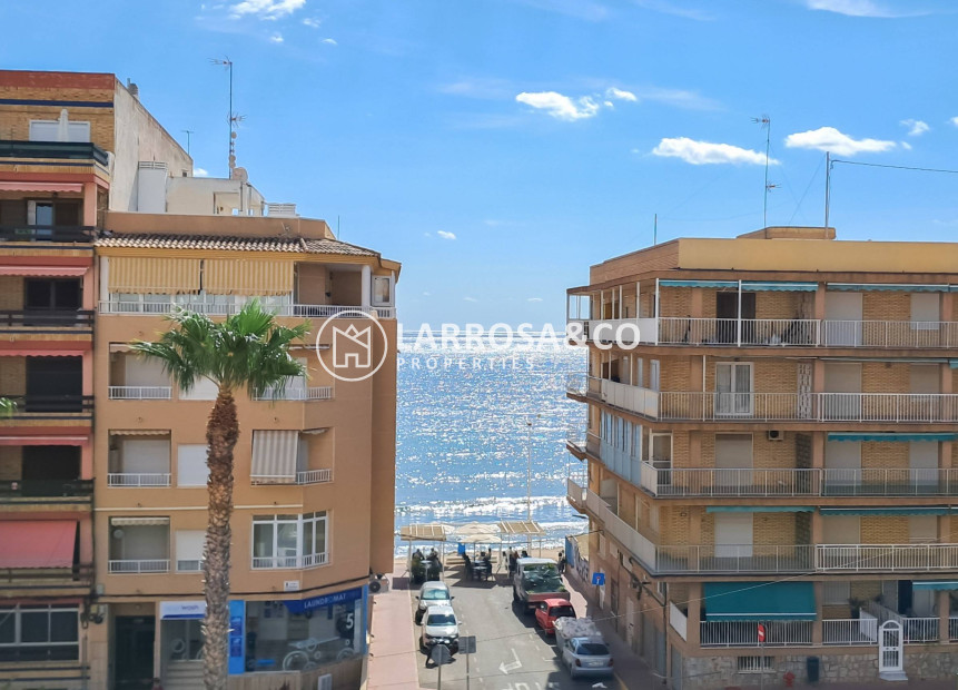 Resale - Penthouse  - Torrevieja - Playa de los Naufragos