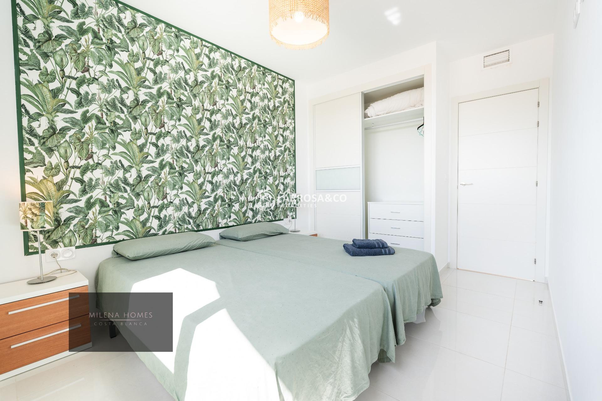 Resale - Penthouse  - Torrevieja - Punta Prima