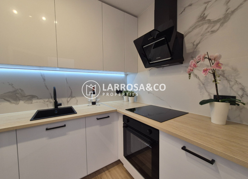 Resale - Semi-detached house - Alicante - Costa Blanca