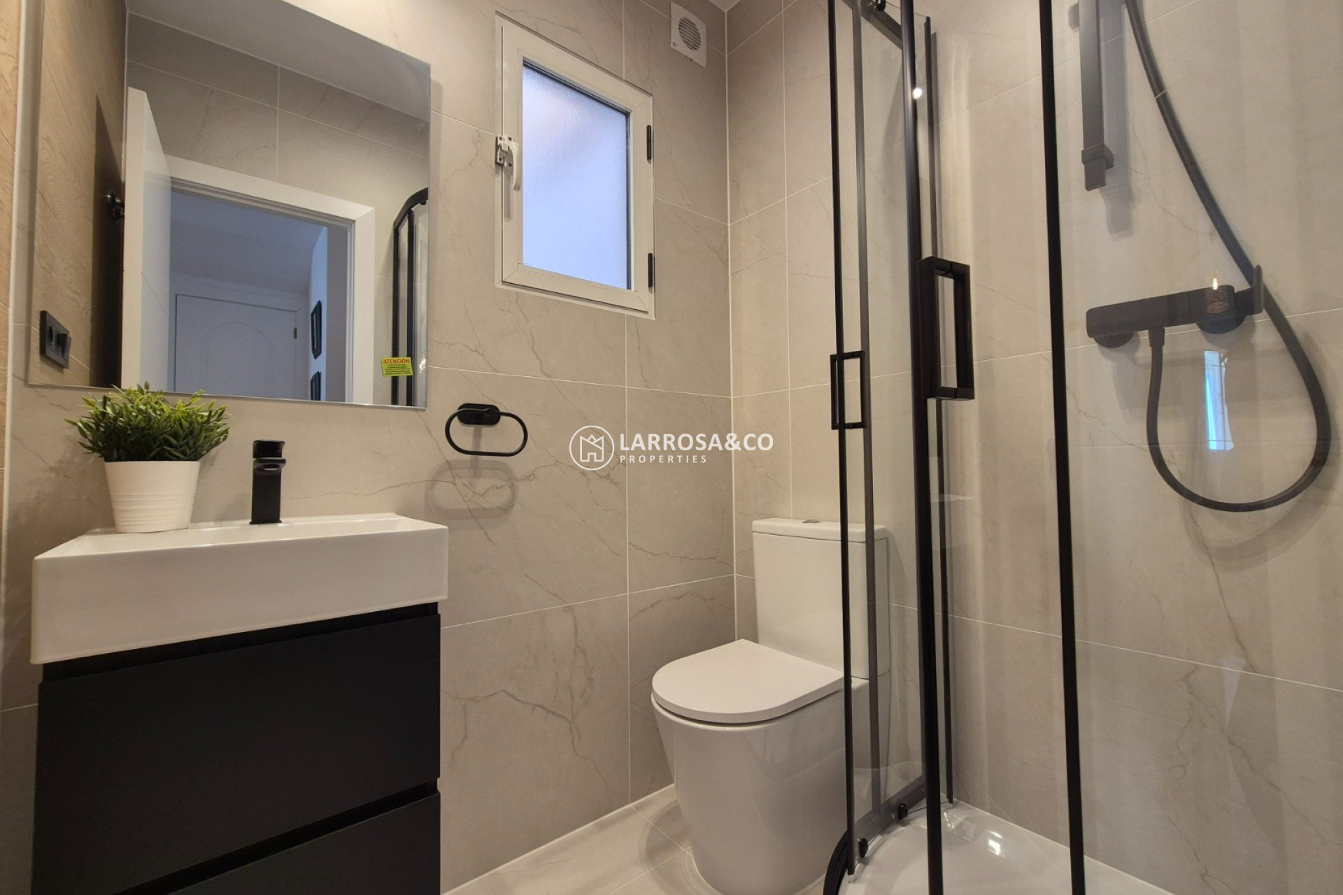 Resale - Semi-detached house - Alicante - Costa Blanca
