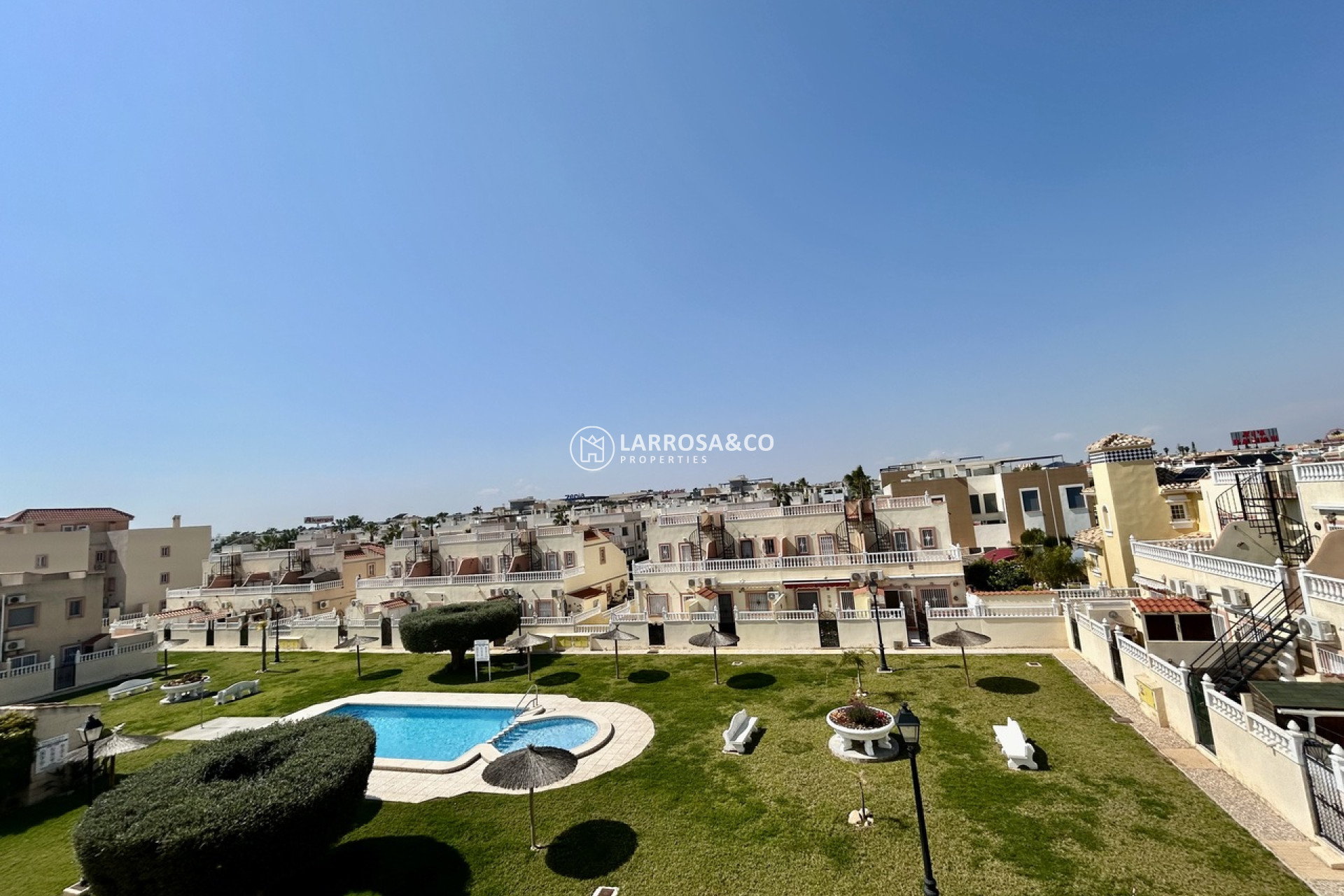 Resale - Semi-detached house - Cabo Roig - Costa blanca