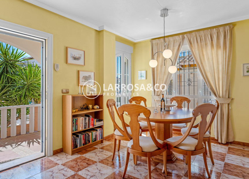 Resale - Semi-detached house - Cabo Roig - Costa blanca