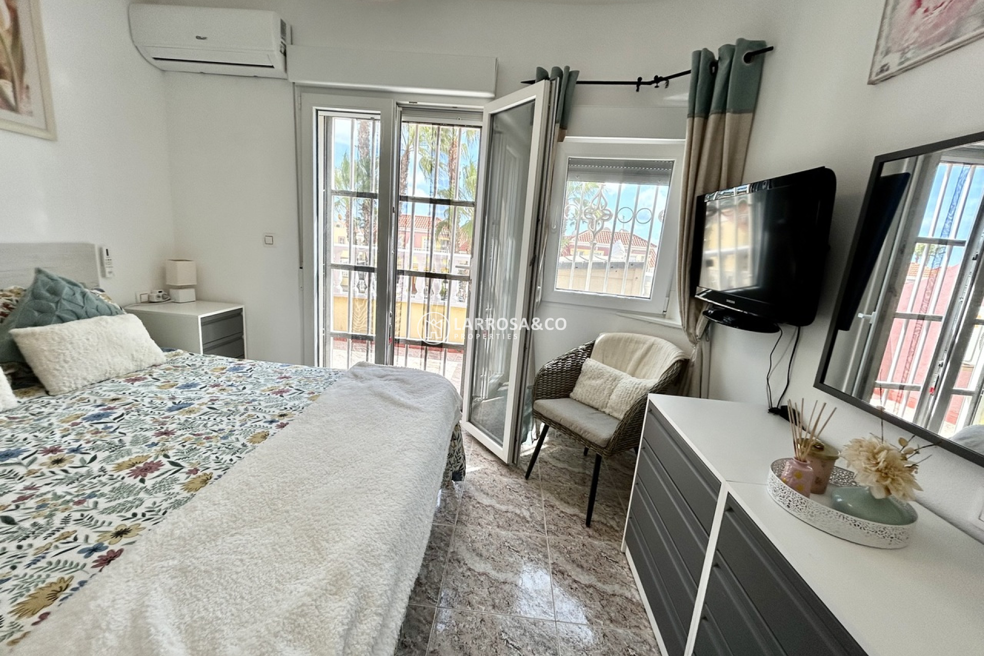 Resale - Semi-detached house - Cabo Roig - Costa blanca