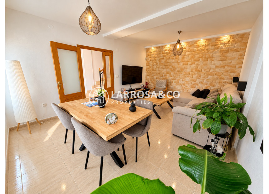 Resale - Semi-detached house - Daya Nueva - Costa Blanca