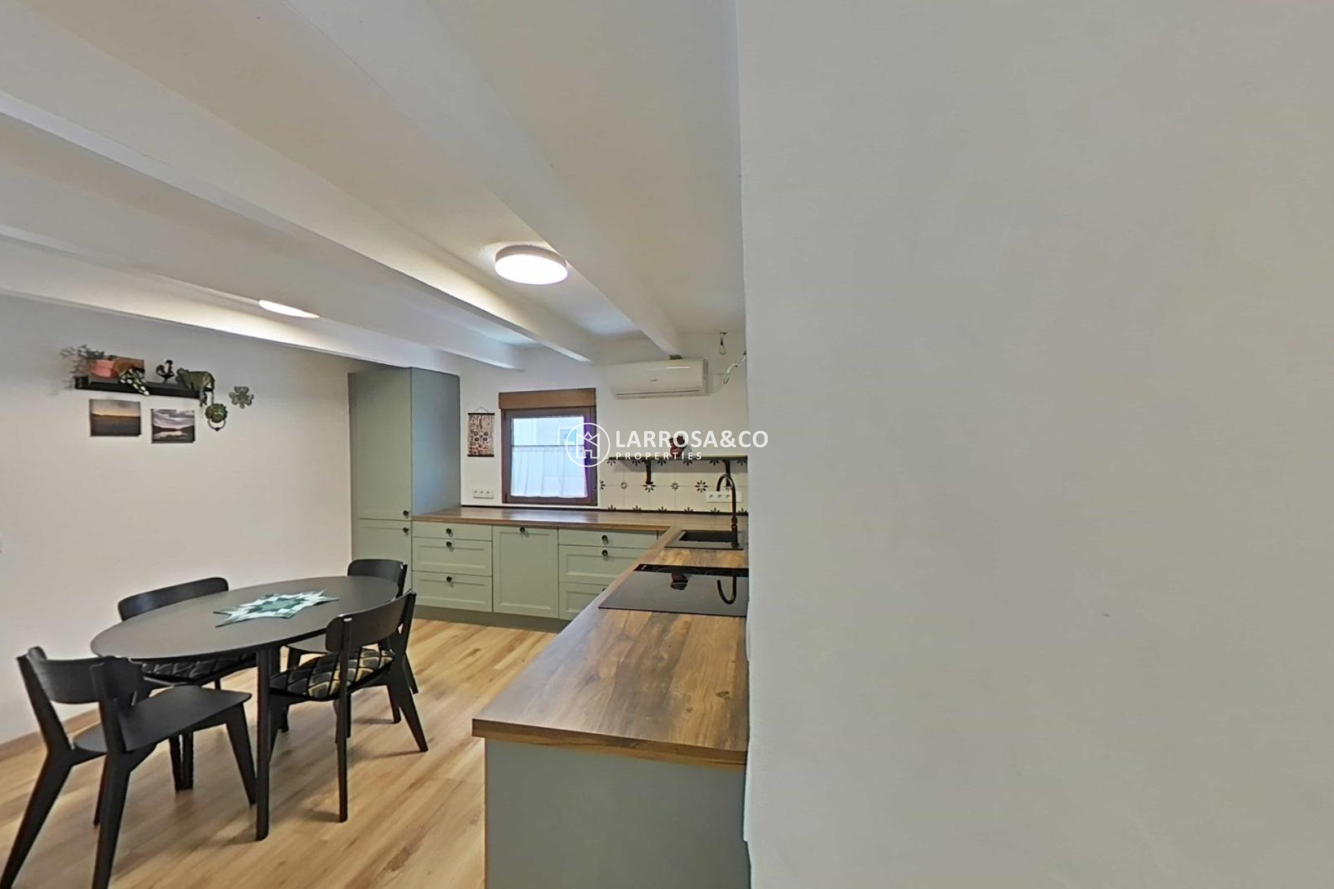 Resale - Semi-detached house - Formentera del Segura - Centro