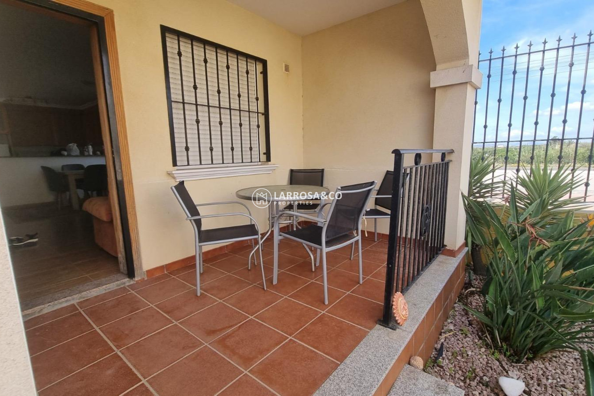 Resale - Semi-detached house - Guardamar del Segura - Urbanizaciones