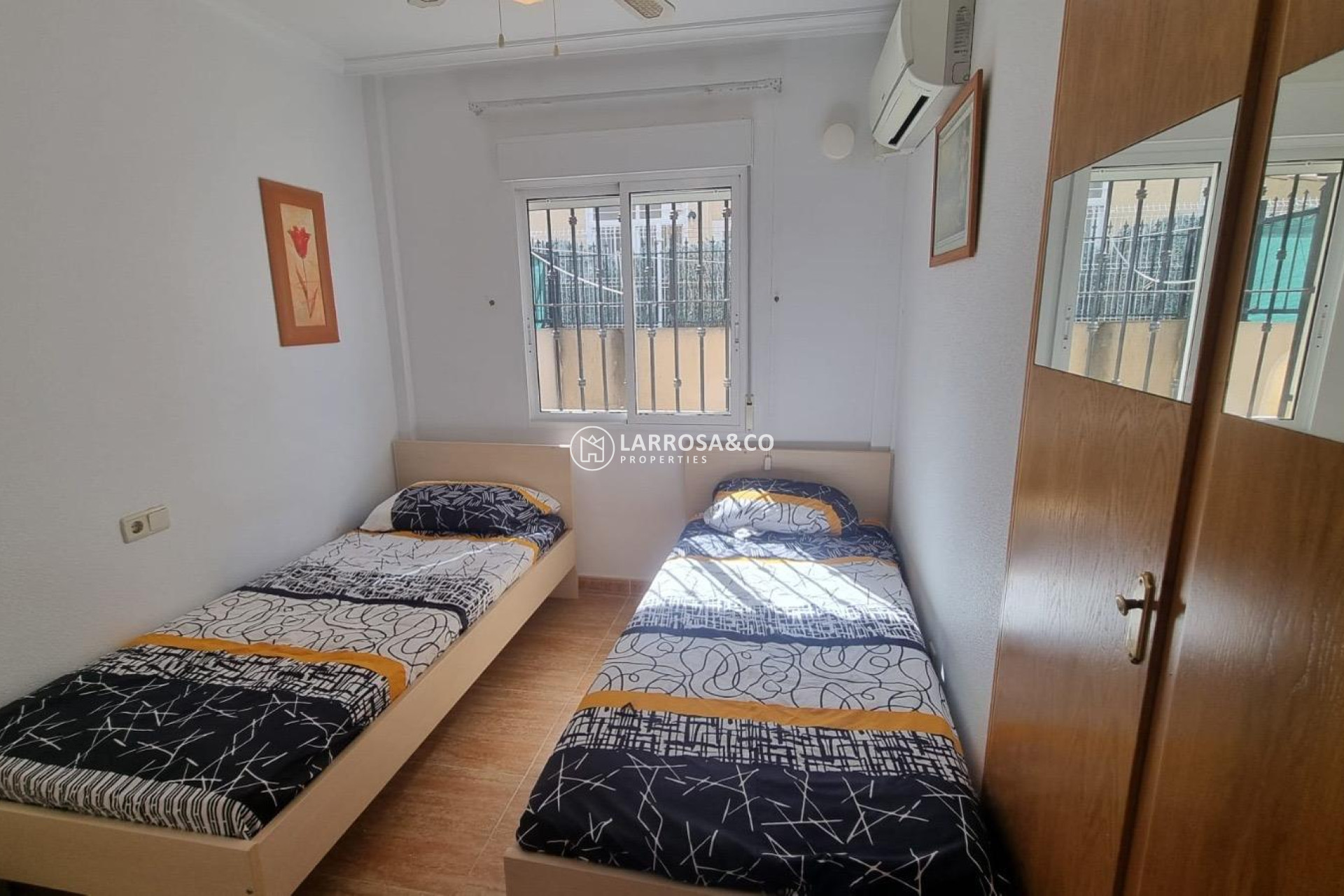 Resale - Semi-detached house - Guardamar del Segura - Urbanizaciones