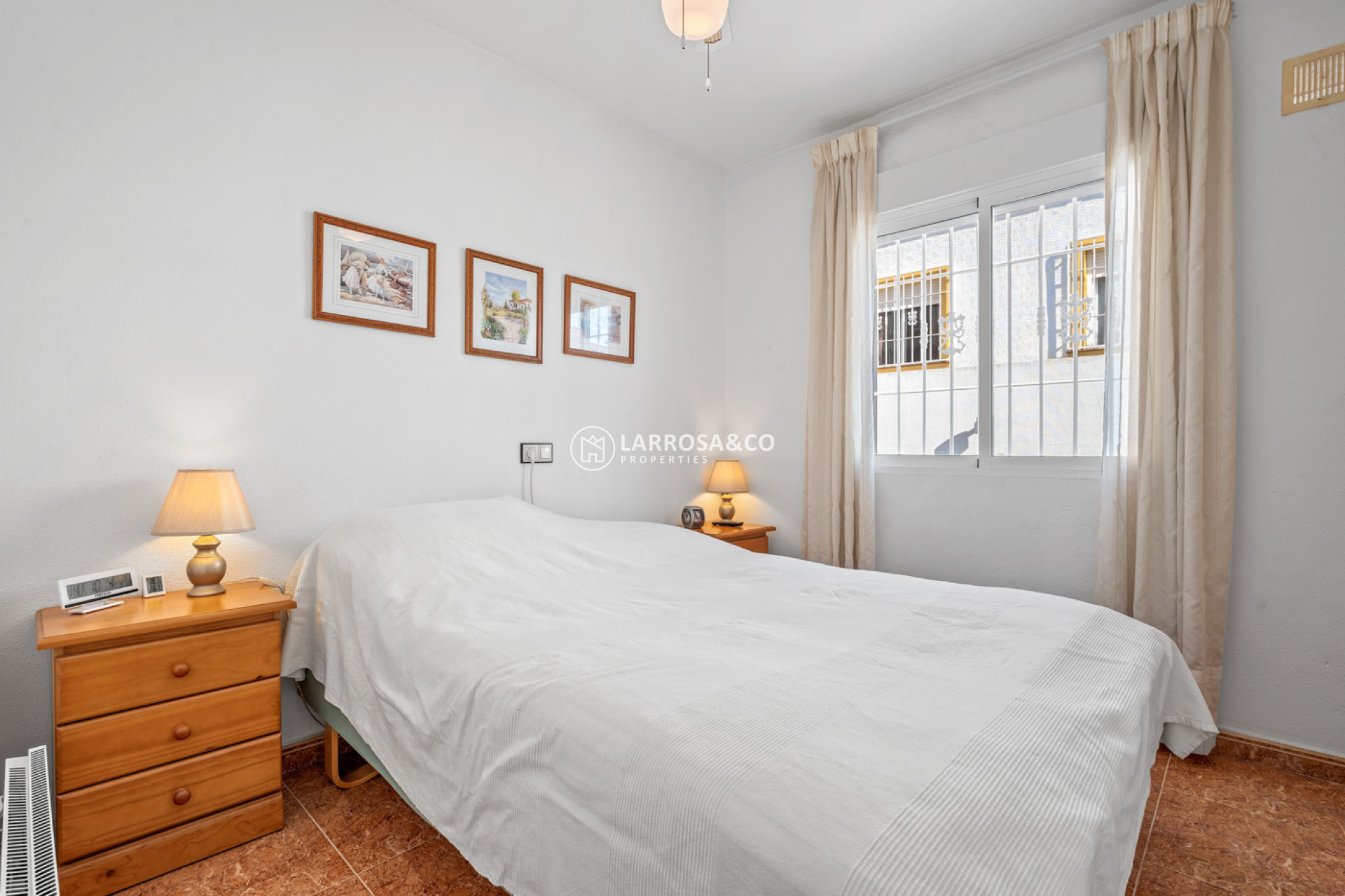 Resale - Semi-detached house - La Marina - Costa Blanca