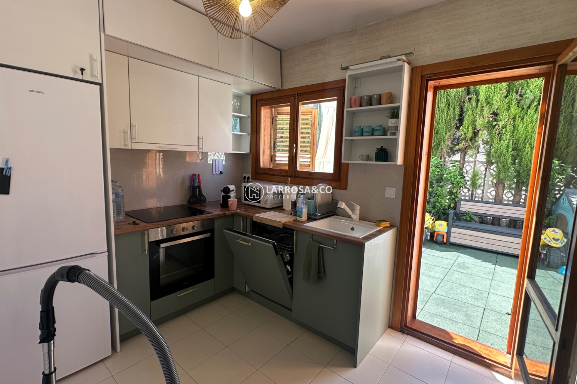 Resale - Semi-detached house - La Mata - Costa Blanca
